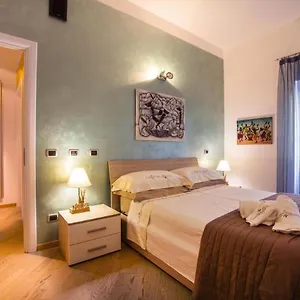 ca-da-maina.hotelitalianriviera.com/